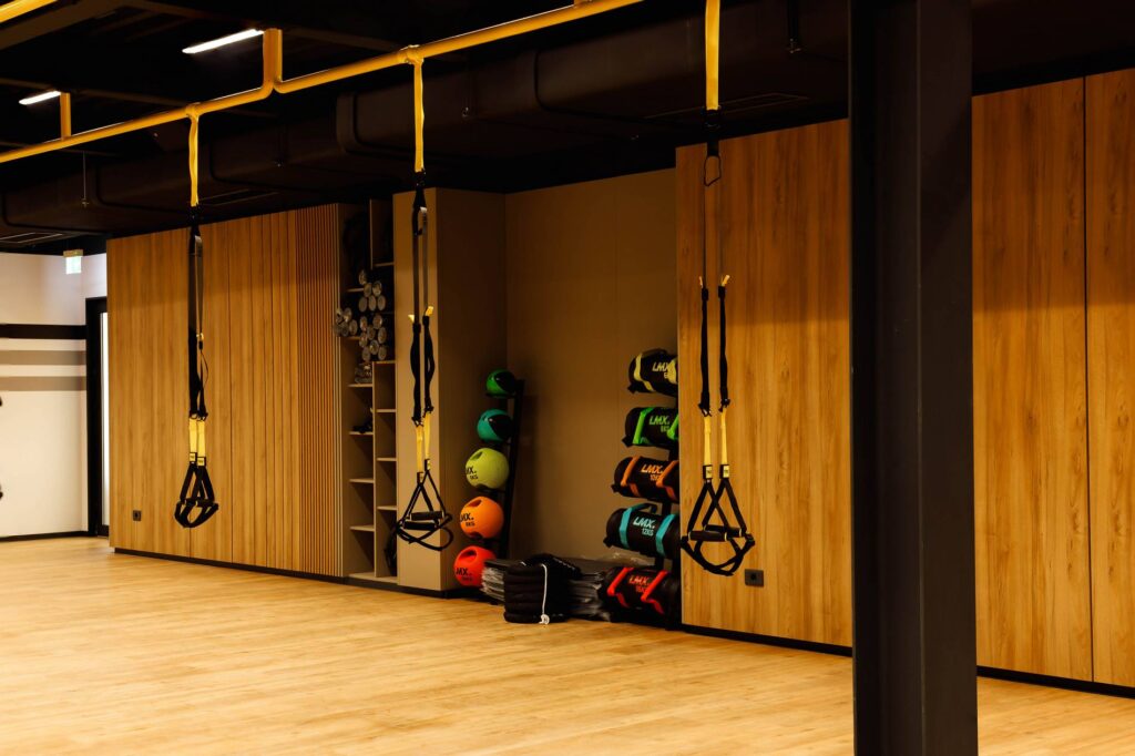 play sports club 4